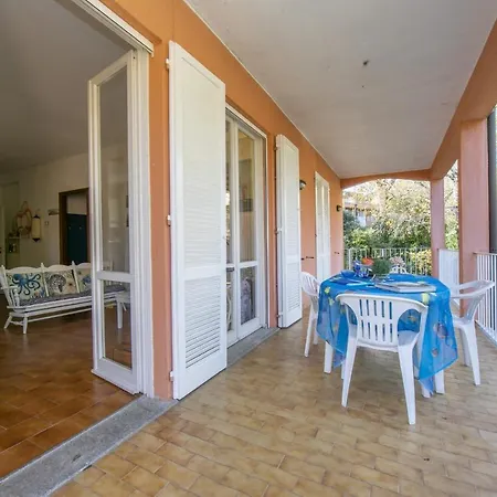 Casa Lavanda Pool, Tennis
